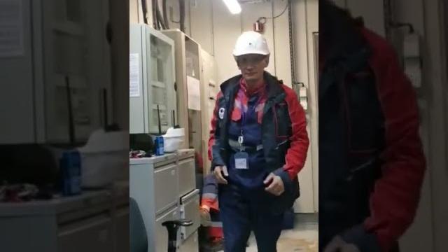 Когда сломалось. техник кипиа идёт на помощь Когда сломалось. техник кипиа идёт на помощь
