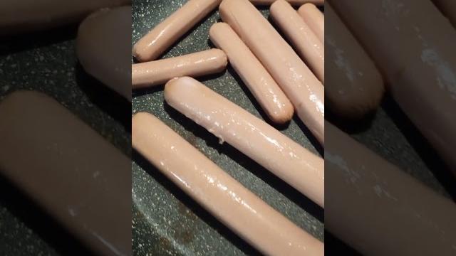 Wurstel || salchicha . Wurstel || salchicha .