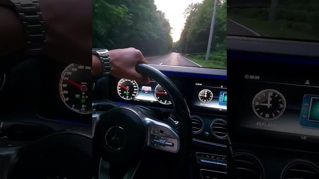 Очень красивый нашид если вам не сложно ставьте #нашиды Очень красивый нашид если вам не сложно ставьте #нашиды