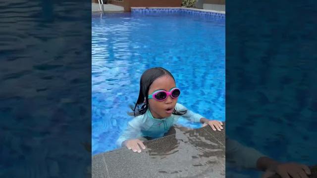 Cerita leika bisa berenang karna diajarin dinar‼️ kalian bisa berenang gak? #leika #viral #shorts Cerita leika bisa berenang karna diajarin dinar‼️ kalian bisa berenang gak? #leika #viral #shorts