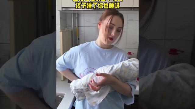 看了一位國外媽媽的視頻深有感觸,這應該是生完孩子最扎心的話了吧……「西蒙和安娜」 看了一位國外媽媽的視頻深有感觸,這應該是生完孩子最扎心的話了吧……「西蒙和安娜」