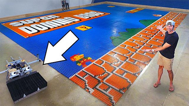 World record domino robot (100k dominoes in 24hrs) World record domino robot (100k dominoes in 24hrs)