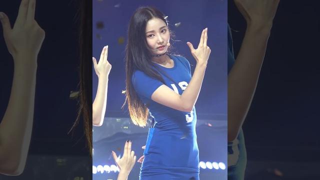 Yeonwoo momoland Yeonwoo momoland