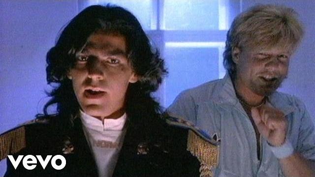 Modern talking - cheri cheri lady (official video) Modern talking - cheri cheri lady (official video)