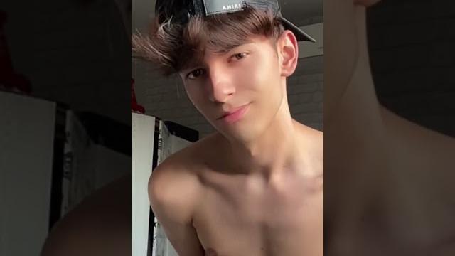 Hot naked boy gym #cuteboy #lgbtq asian baby boy Hot naked boy gym #cuteboy #lgbtq asian baby boy