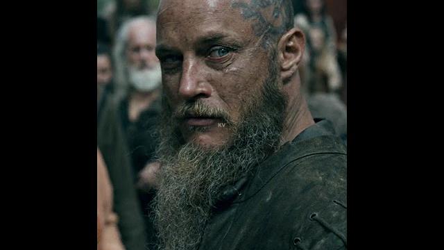 Bjorn entrance during ragnar's speech #shorts #short Bjorn entrance during ragnar's speech #shorts #short