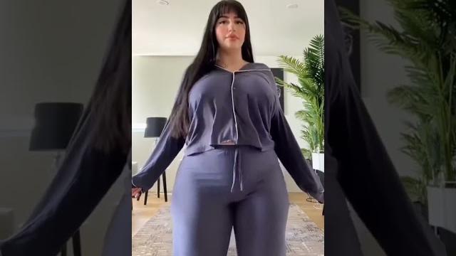 Arab very beautiful & hot girl Arab very beautiful & hot girl