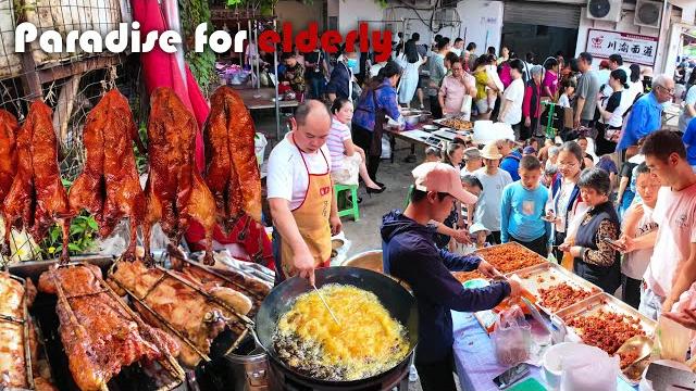 China's traditional markets: a paradise for the elderly and a forbidden zone for young people. China's traditional markets: a paradise for the elderly and a forbidden zone for young people.