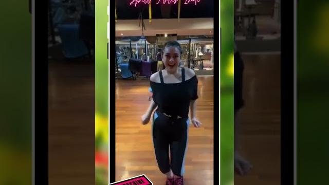 Spill artis indo ‼️ tante celine bikin gemes #shorts #celineevangelista #artisviral #artishot Spill artis indo ‼️ tante celine bikin gemes #shorts #celineevangelista #artisviral #artishot