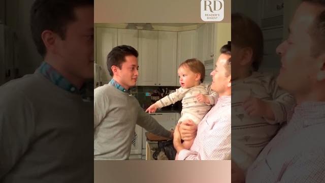 Baby gets confused by dad and his twin Baby gets confused by dad and his twin