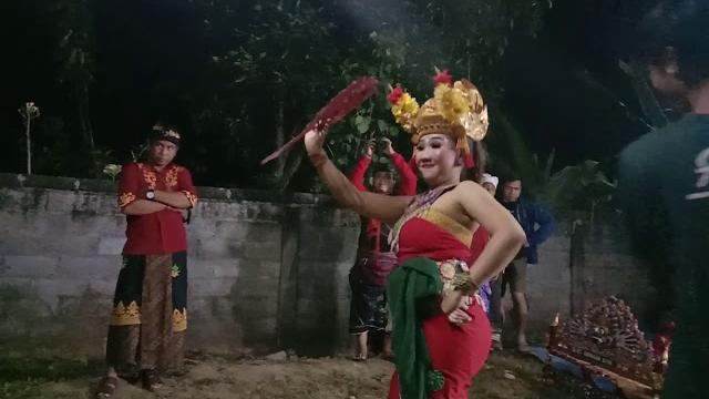 Joged bumbung seka wanasara Joged bumbung seka wanasara
