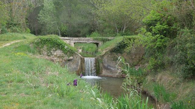 Les cascades du canal des alpines Les cascades du canal des alpines