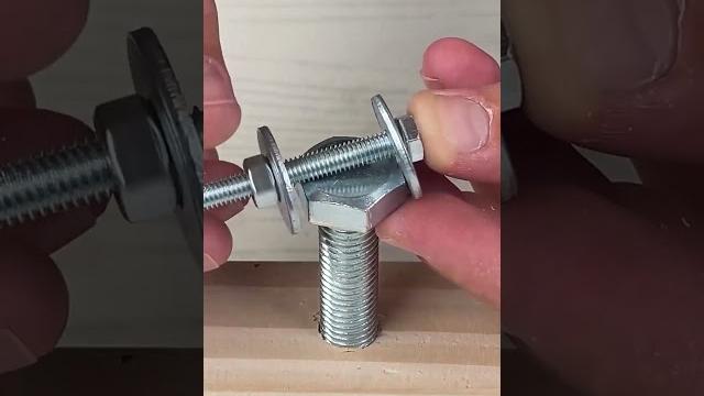 Turn screws into spanners #easy #screw #hacks #tools Turn screws into spanners #easy #screw #hacks #tools