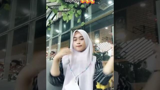 Ibu guru salsa lagi diner#buguruviral #ibugurusalsa #guruvsmurid #gurunakal #fyp #vod #viral #beauty Ibu guru salsa lagi diner#buguruviral #ibugurusalsa #guruvsmurid #gurunakal #fyp #vod #viral #beauty
