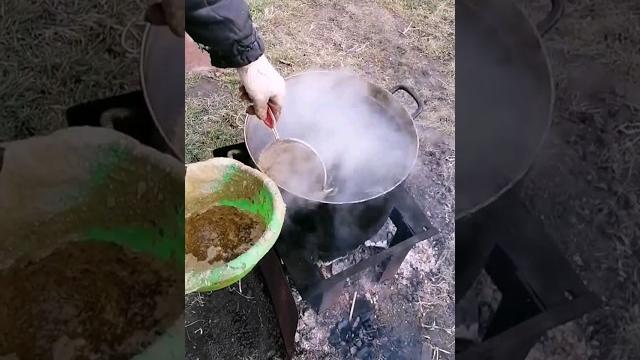 Приманка в ловушку для роя пчёл. Приманка в ловушку для роя пчёл.