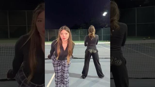Things girls do at sleepovers Things girls do at sleepovers