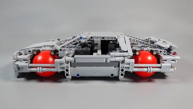 Lego car with ball wheels Lego car with ball wheels