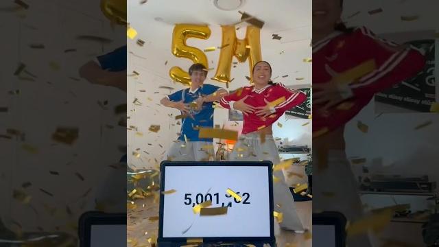 Thank you guys for 5 million family members! ️ passo bem solto viral tiktok dance! #shorts Thank you guys for 5 million family members! ️ passo bem solto viral tiktok dance! #shorts