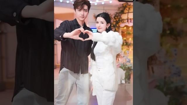 技术流520大片来啦!无论哪个角度都能看到#哈妮克孜 #焉栩嘉 甜甜的合照满屏粉色泡泡~ #你好星期六 #你好星期六花絮 #520 #hellosaturday #shorts 技术流520大片来啦!无论哪个角度都能看到#哈妮克孜 #焉栩嘉 甜甜的合照满屏粉色泡泡~ #你好星期六 #你好星期六花絮 #520 #hellosaturday #shorts