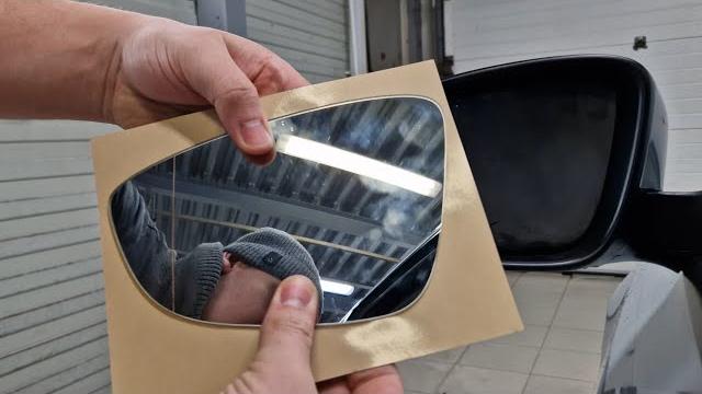 Комплект для приклеивания бокового зеркала Комплект для приклеивания бокового зеркала