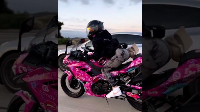 Hot ass on motorbike Hot ass on motorbike