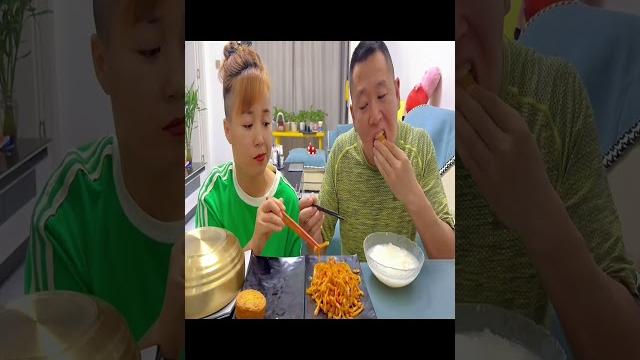 @isister #eating show#eating challenge#husband and wife eating food#mukbang #asmr eating #funny @isister #eating show#eating challenge#husband and wife eating food#mukbang #asmr eating #funny