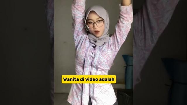Benarkah ini wajah asli bu guru grobogan yang viral di tiktok? #viralvideo #viralshorts #viralshort Benarkah ini wajah asli bu guru grobogan yang viral di tiktok? #viralvideo #viralshorts #viralshort