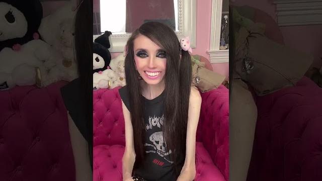 Eugenia cooney does eat (7-28-23) #tiktok #shorts Eugenia cooney does eat (7-28-23) #tiktok #shorts