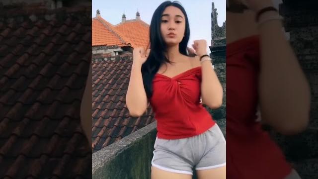 Ubur2x goyang Ubur2x goyang