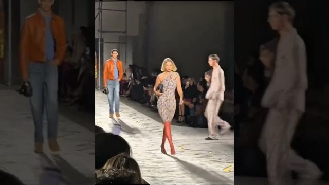 #gigihadid #versace #shorts #runway #supermodel #shortvideo #viralvideo #edit #trending #fyp #yt #gigihadid #versace #shorts #runway #supermodel #shortvideo #viralvideo #edit #trending #fyp #yt