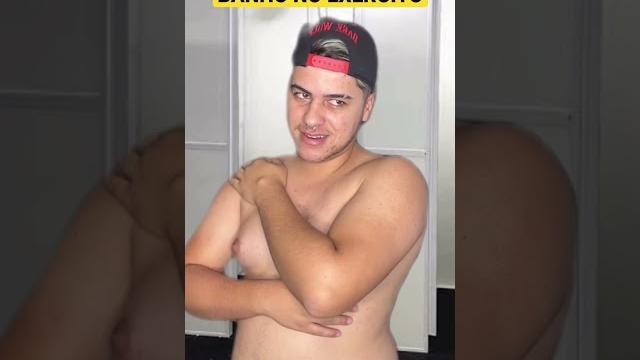 Banho no exército | #shorts Banho no exército | #shorts