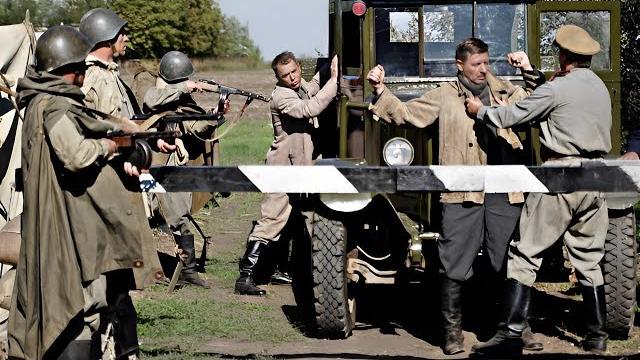 Военный фильм на реальных событиях! советская контрразведка! "смерть шпионам" лучшие военные фильмы Военный фильм на реальных событиях! советская контрразведка! "смерть шпионам" лучшие военные фильмы