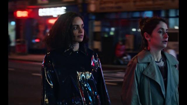 Elderbrook - numb (official video) Elderbrook - numb (official video)