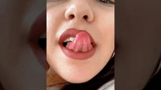Hot indian bhabhi lesbian kiss #ytshorts #shorts Hot indian bhabhi lesbian kiss #ytshorts #shorts