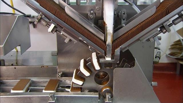 Ice cream sandwiches | how it's made Ice cream sandwiches | how it's made