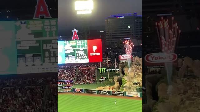 鱒魚對藍鳥逆轉彈現場視角 trout go ahead homer vs blue jays #mlb #secondtake #大聯盟 #天使 #angels #miketrout 鱒魚對藍鳥逆轉彈現場視角 trout go ahead homer vs blue jays #mlb #secondtake #大聯盟 #天使 #angels #miketrout