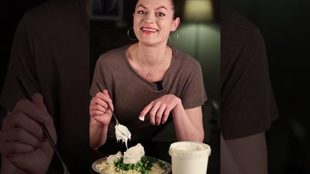 Очень вкусная закуска из лаваша, готовьте сразу побольше! Очень вкусная закуска из лаваша, готовьте сразу побольше!