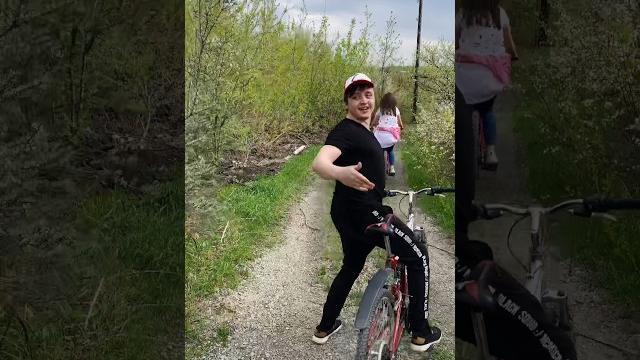 У каждого в детстве бывают такие ситуации #prank #пранк #приколы #shorts #short #shortvideo У каждого в детстве бывают такие ситуации #prank #пранк #приколы #shorts #short #shortvideo