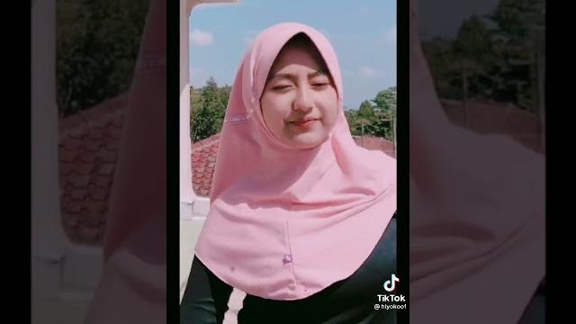 Tiktok cewe hijab bikin salfok Tiktok cewe hijab bikin salfok