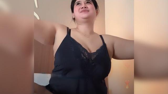 Safitri junaidy gendud maximal live Safitri junaidy gendud maximal live