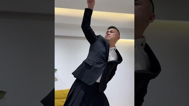 花了2500块钱学的舞蹈,兄弟姐妹们看看,要不要在学下去,给我点信心原创视频 舞蹈 看一遍笑一遍 花了2500块钱学的舞蹈,兄弟姐妹们看看,要不要在学下去,给我点信心原创视频 舞蹈 看一遍笑一遍