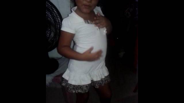 Menina dançando bang anitta kkkkkkk Menina dançando bang anitta kkkkkkk
