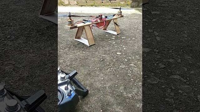 A rc drone made without a flight controller A rc drone made without a flight controller