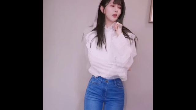 台风天的小更新 终于宅的心安理得 大家出门注意安全鸭 台风天的小更新 终于宅的心安理得 大家出门注意安全鸭