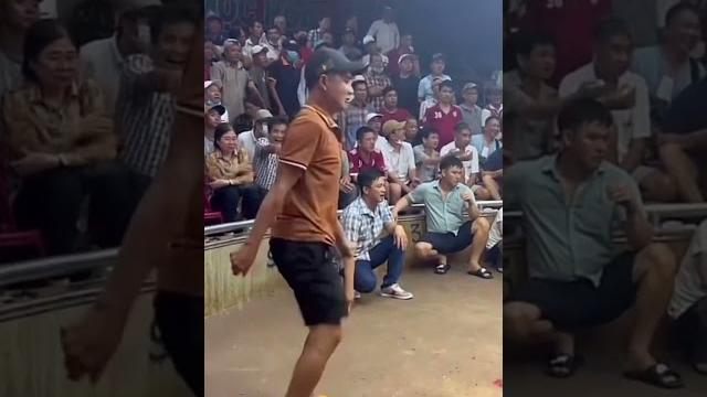 Anh nài gà giải trí nhất thomo !!! Anh nài gà giải trí nhất thomo !!!