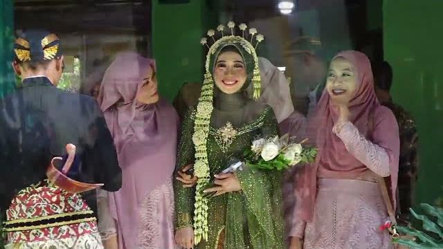 Live karawitan guntur laras//the wedding mita & sunandar //candra dewi hd & sound system Live karawitan guntur laras//the wedding mita & sunandar //candra dewi hd & sound system