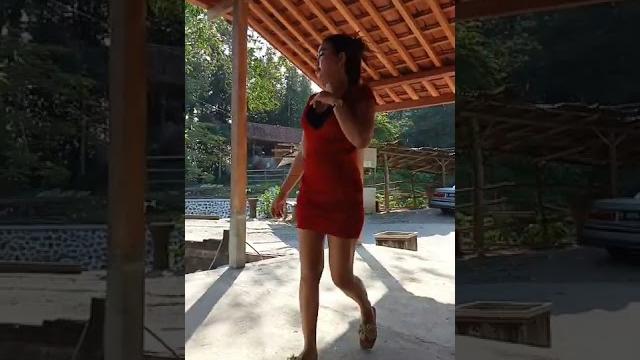 Ngintip ganti baju sebelum mancing Ngintip ganti baju sebelum mancing