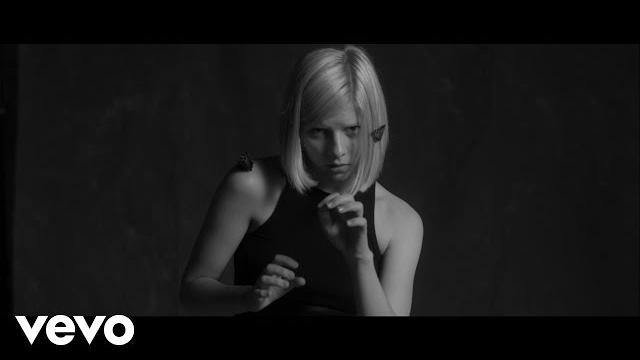 Aurora - murder song (5, 4, 3, 2, 1) Aurora - murder song (5, 4, 3, 2, 1)