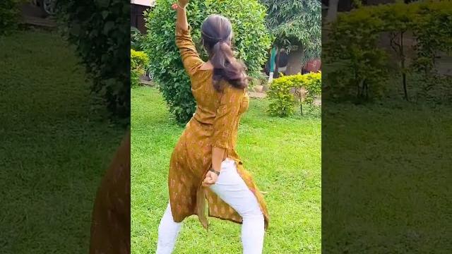 Kacha badam song | ponnu ash #shorts Kacha badam song | ponnu ash #shorts