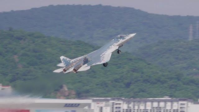 Su-57 crazy flying demonstration at zhuhai airshow 2024 Su-57 crazy flying demonstration at zhuhai airshow 2024